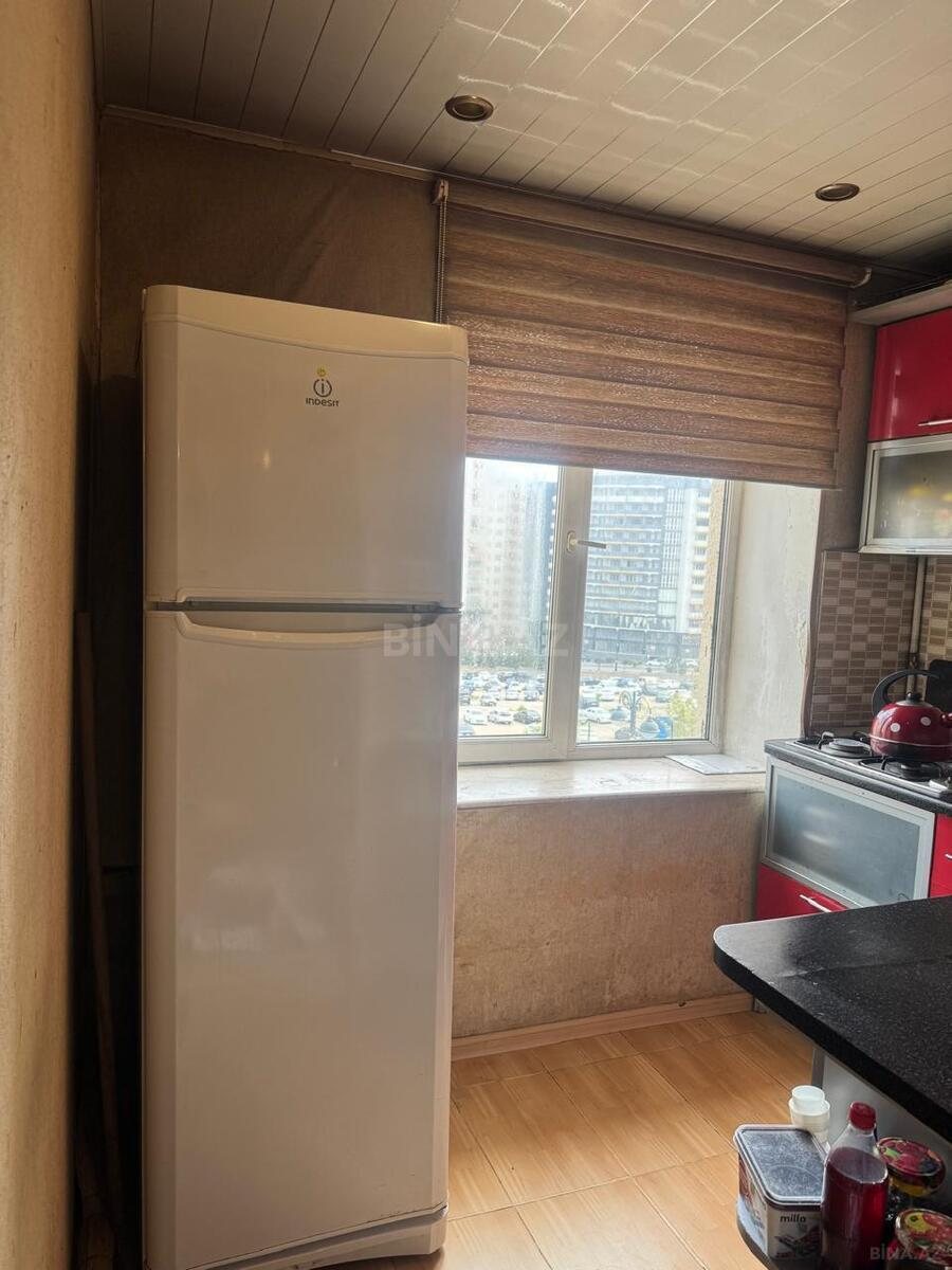 1 otaqlı köhnə tikili — 35 m² — İnşaatçılar m. - şəkil 10
