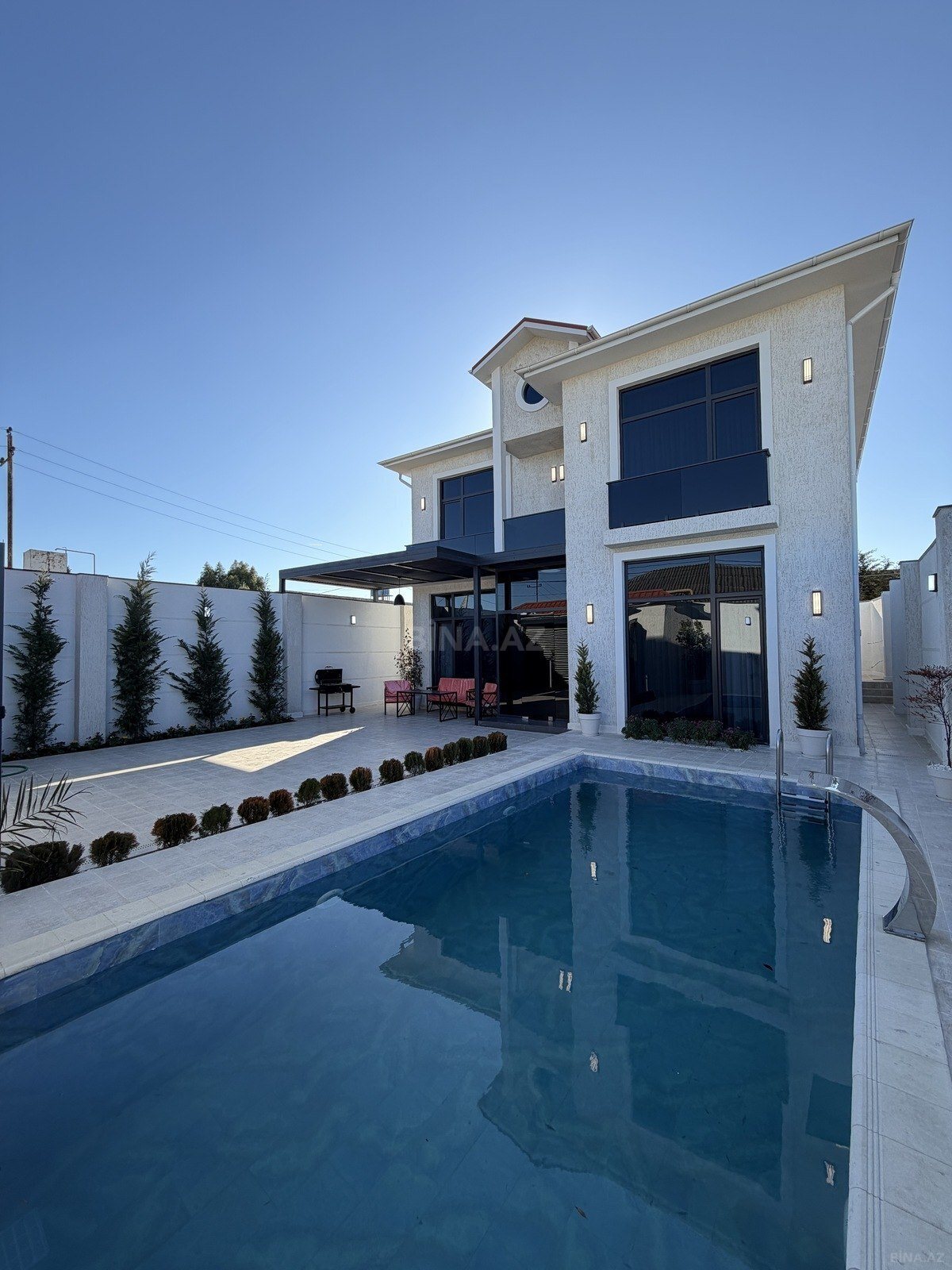 5 otaqlı həyət evi/bağ evi — 240 m² — Şüvəlan q. - şəkil 3