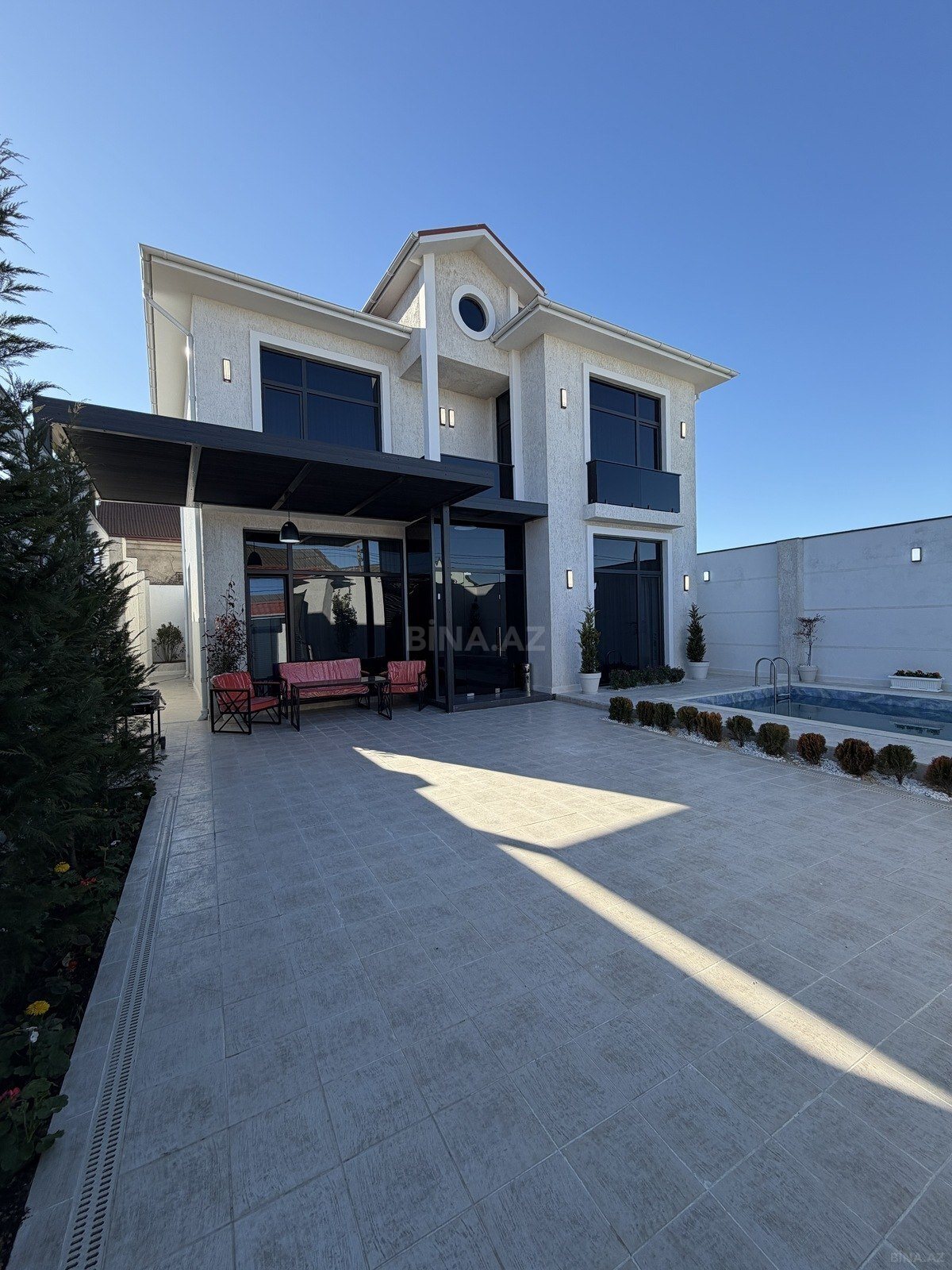 5 otaqlı həyət evi/bağ evi — 240 m² — Şüvəlan q. - şəkil 2