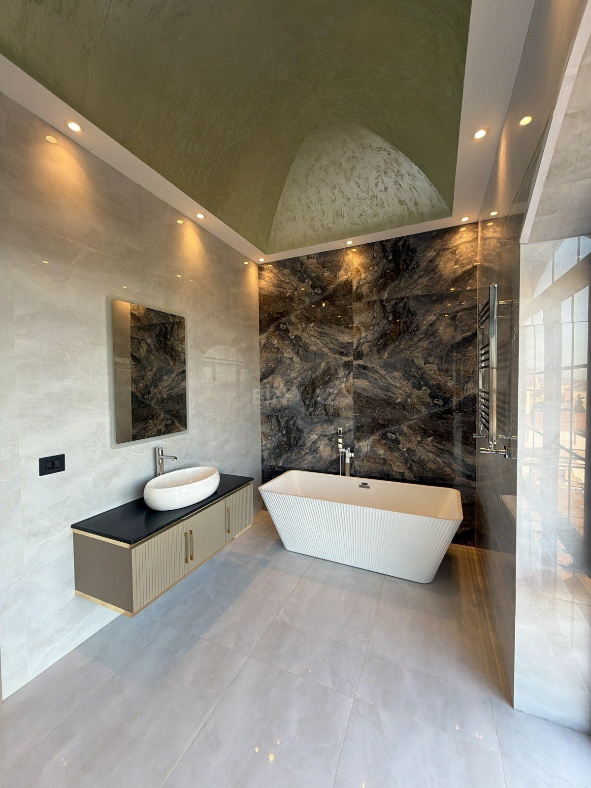 6 otaqlı həyət evi/bağ evi — 400 m² — Mərdəkan q. - şəkil 14